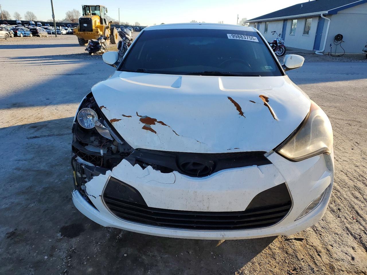 2016 Hyundai Veloster - Фото 5