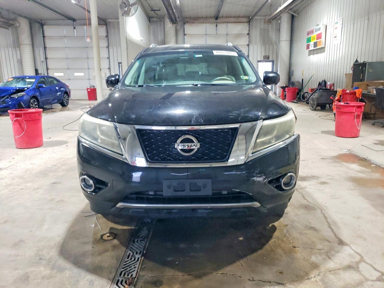 2014 Nissan Pathfinder S - Фото 5