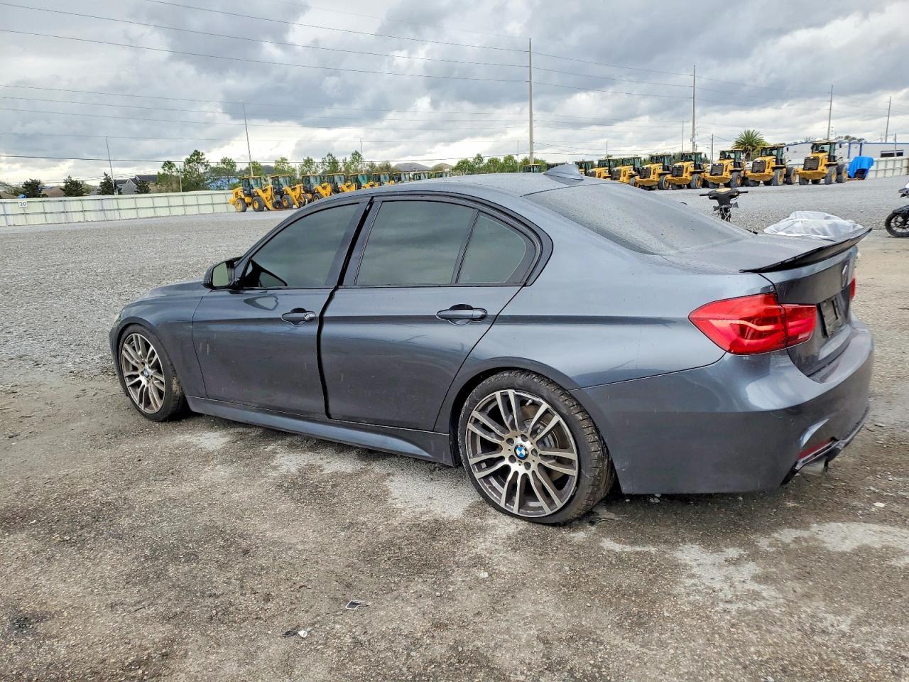 2017 BMW 340 I - Фото 2