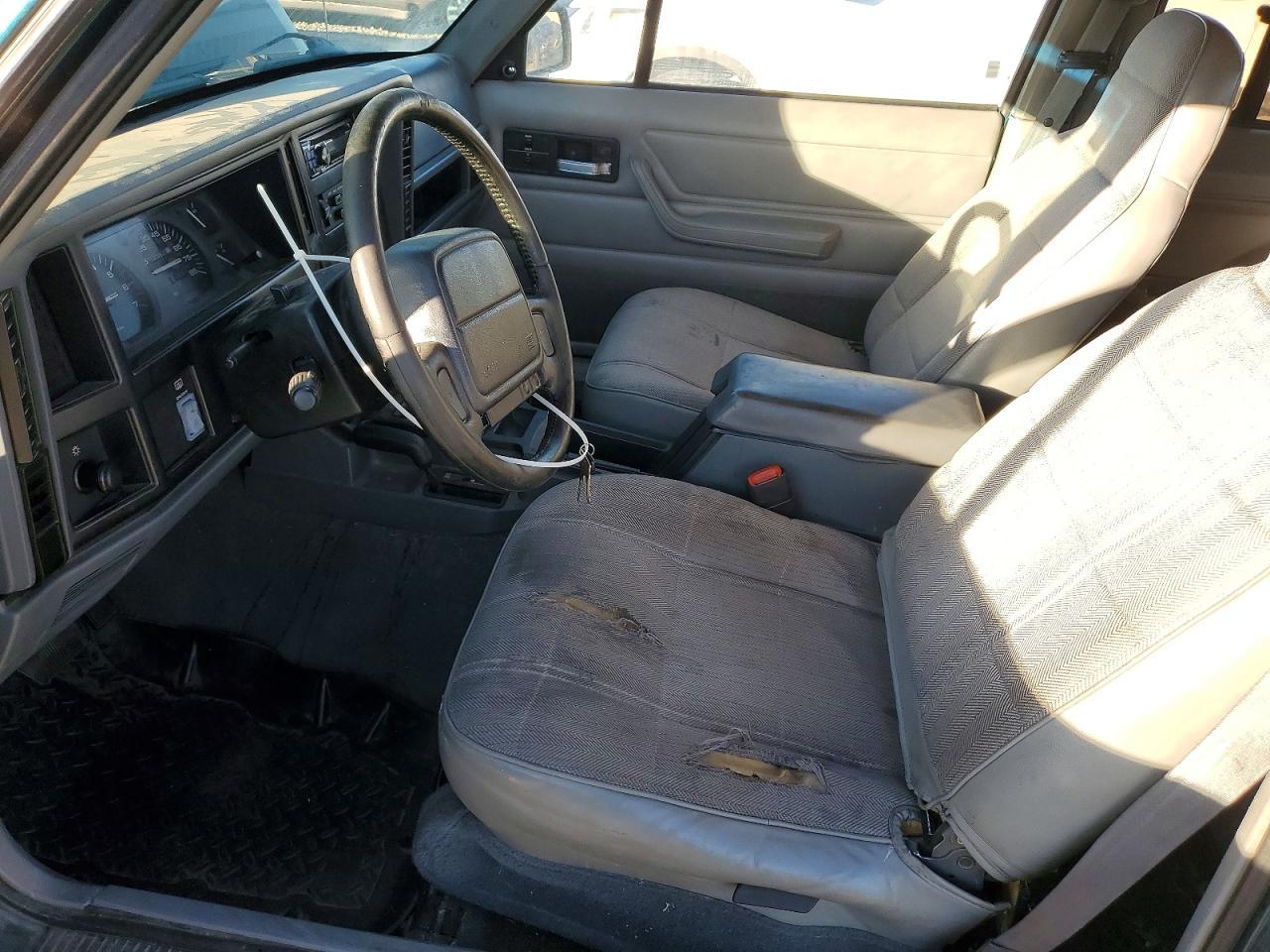 1996 Jeep Cherokee - Image 7