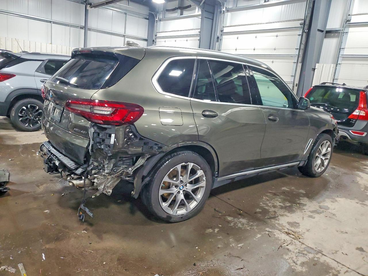 2022 BMW X5 xDrive40I - Фото 3