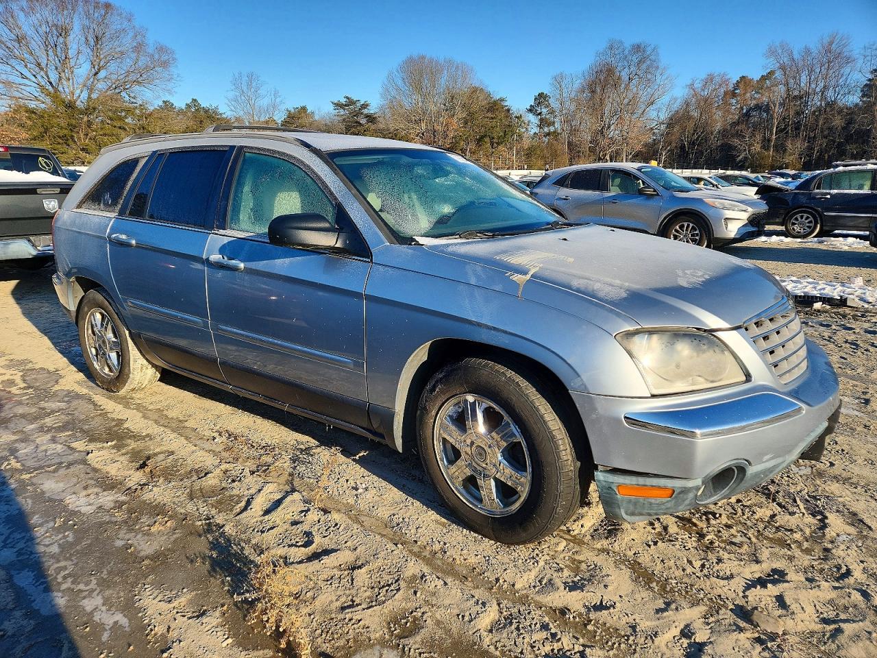 2005 Chrysler Pacifica Touring - Image 4