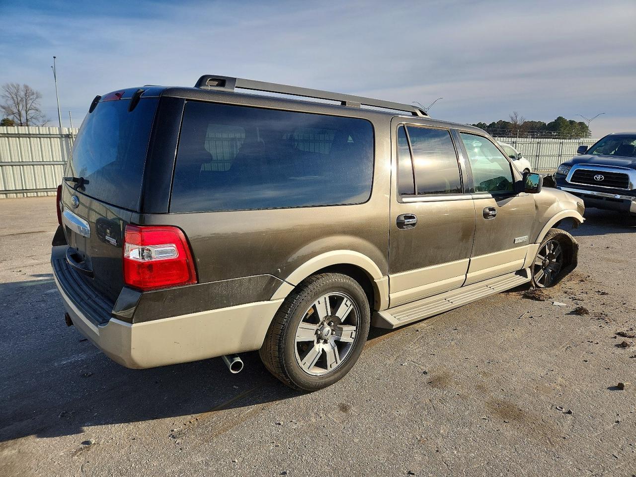 2008 Ford Expedition El Eddie Bauer - Фото 3
