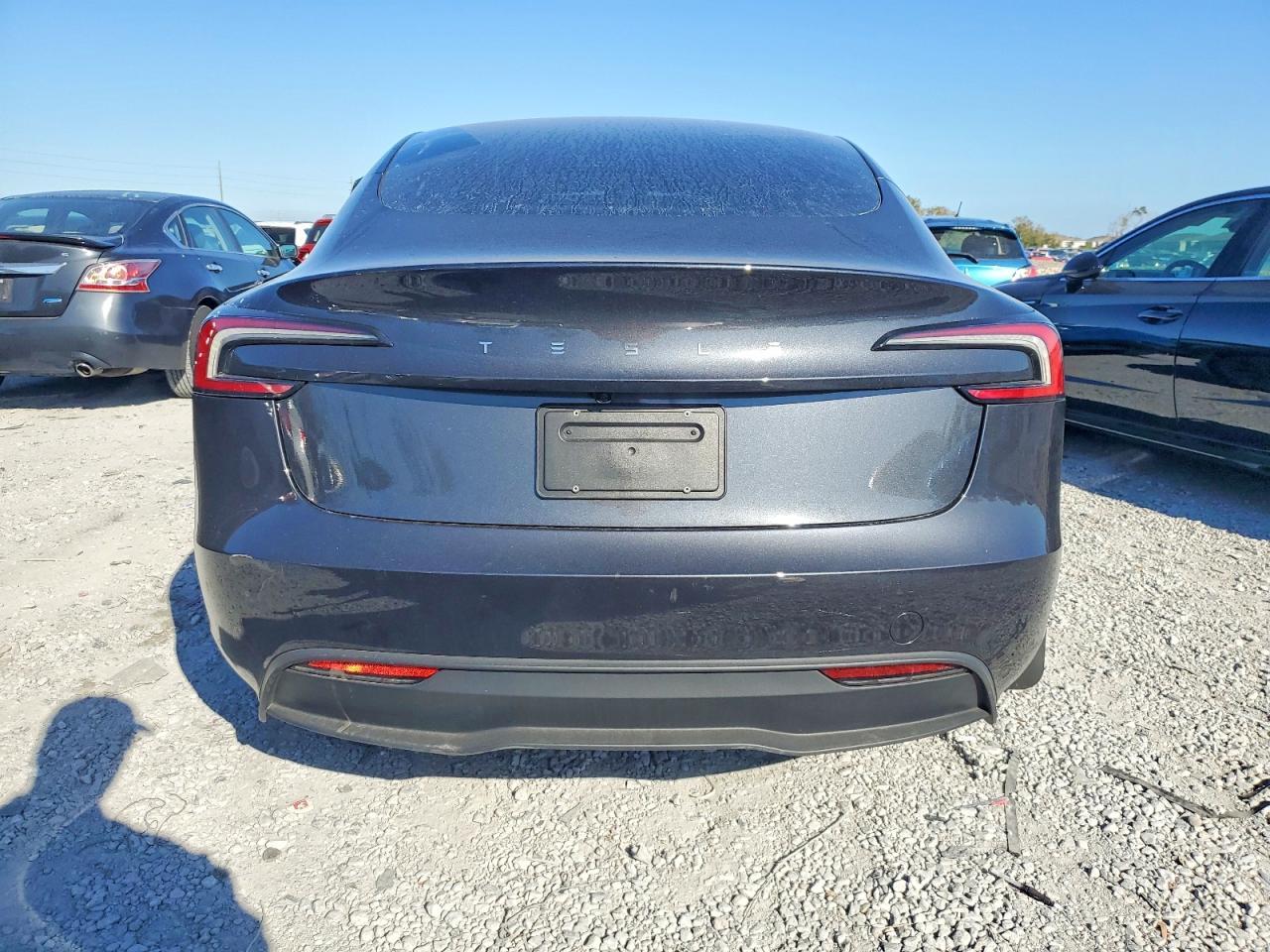 2025 Tesla Model 3 - Image 6