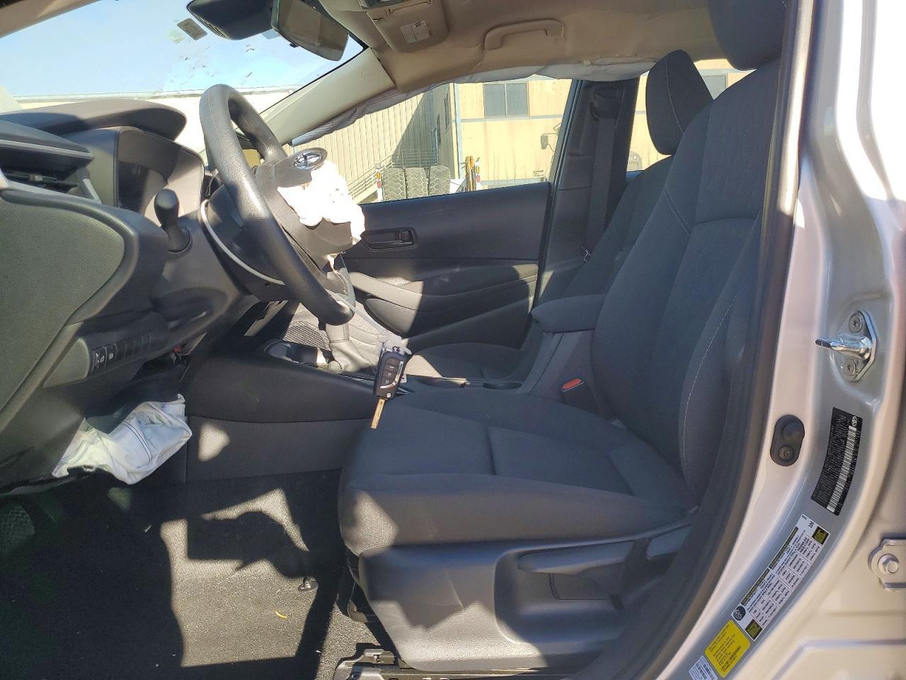 2025 Toyota Corolla Le - Фото 7
