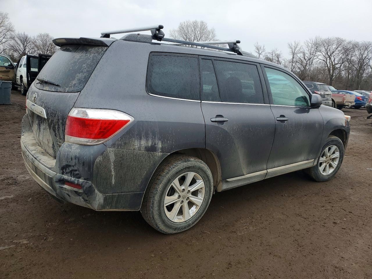 2013 Toyota Highlander Base - Image 3