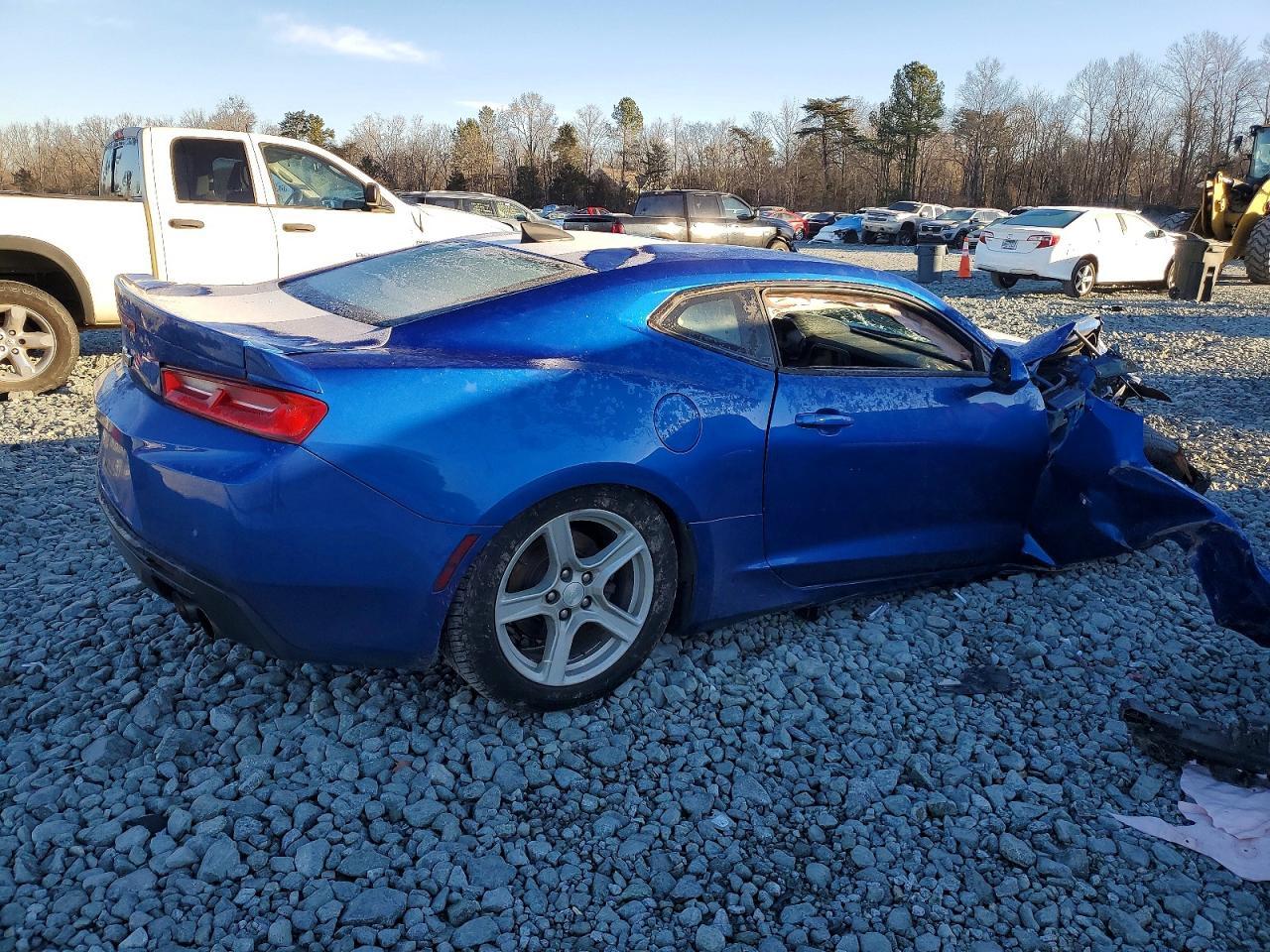 2017 Chevrolet Camaro Lt - Image 3