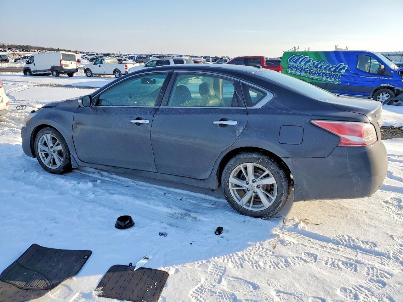 2013 Nissan Altima 2.5 - Фото 2