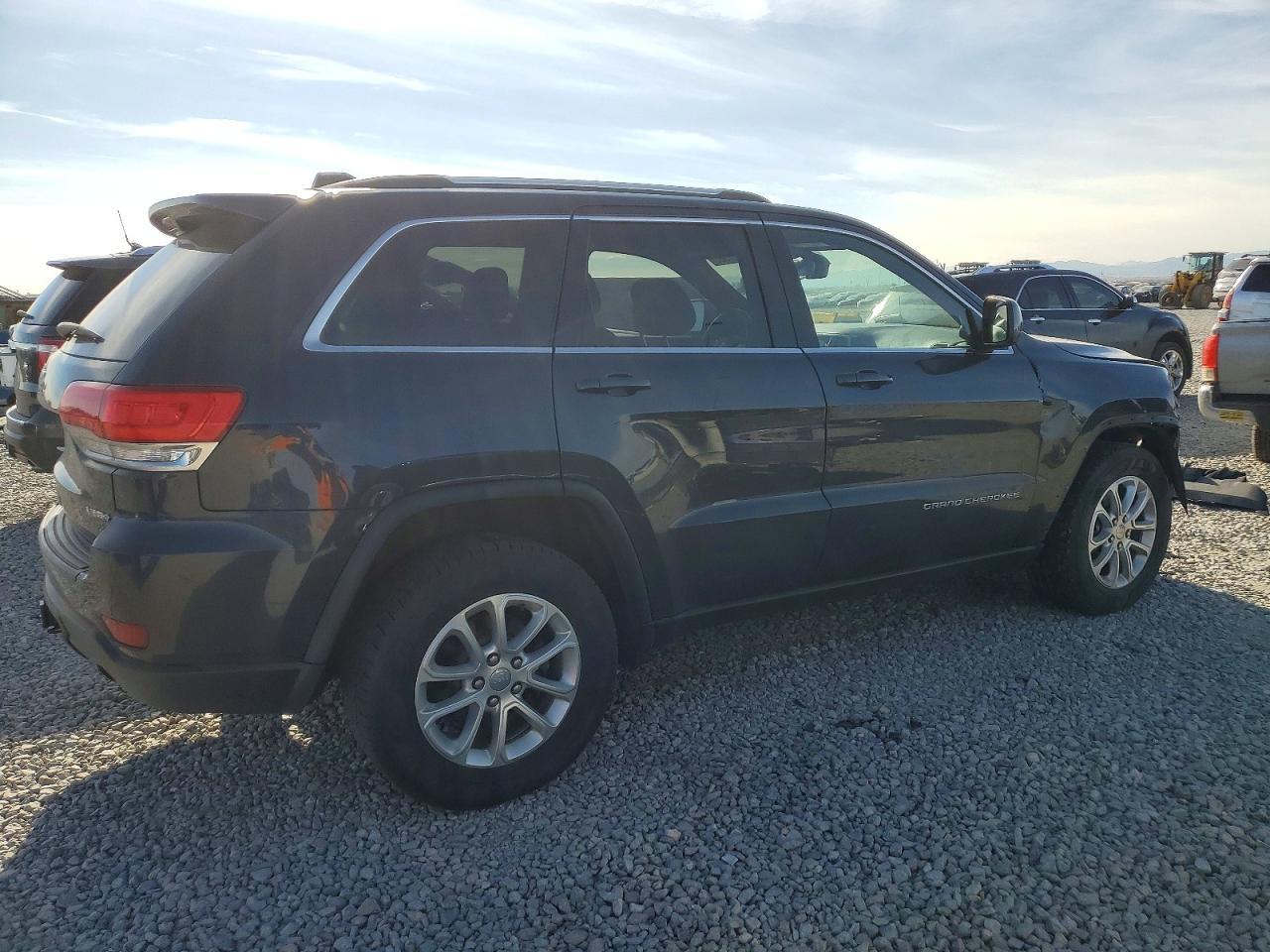 2014 Jeep Grand Cherokee Laredo - Image 3