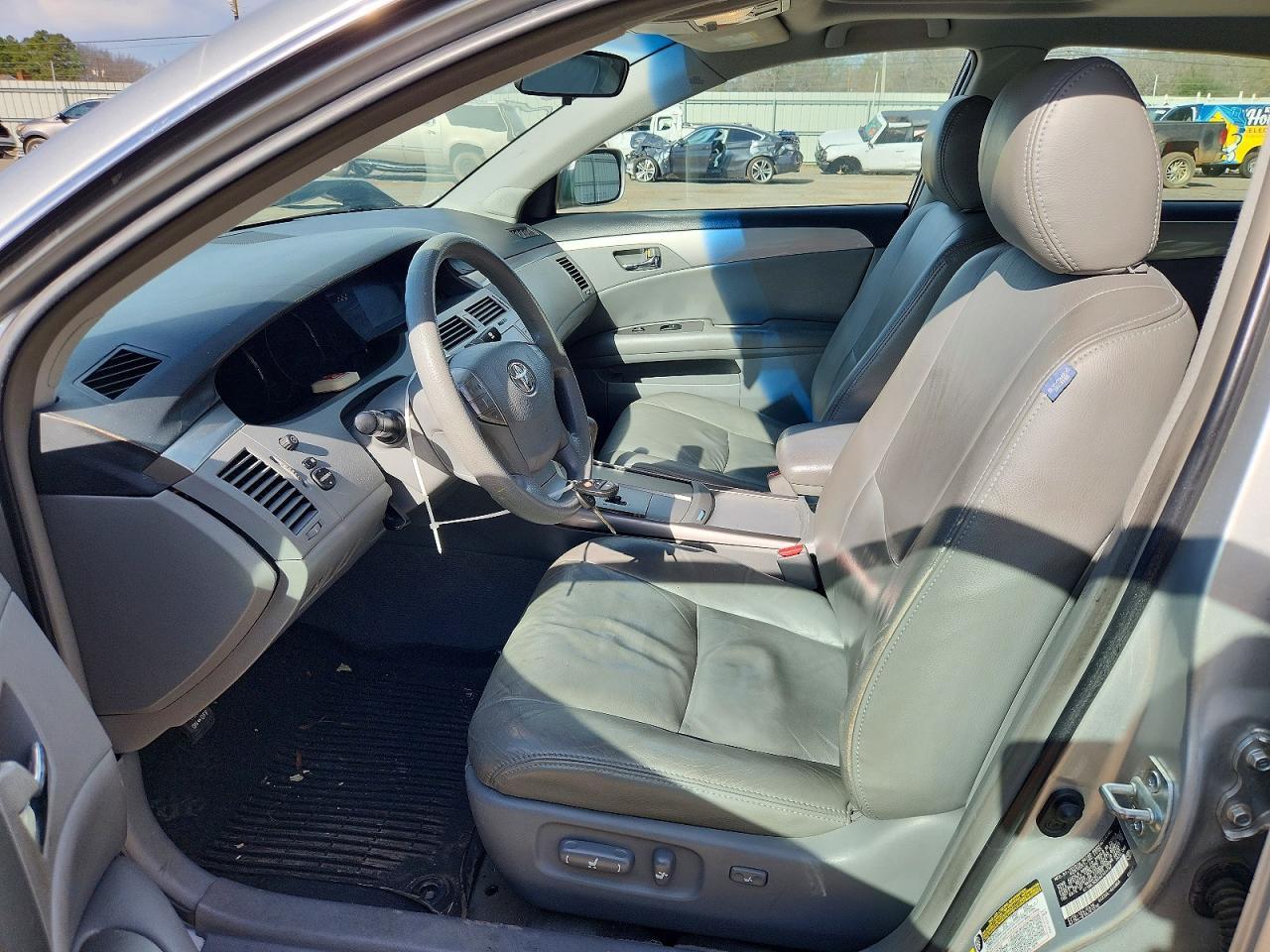 2006 Toyota Avalon Xl - Image 7