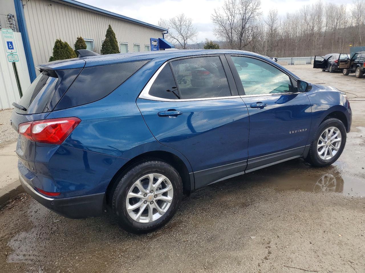2021 Chevrolet Equinox Lt - Image 3
