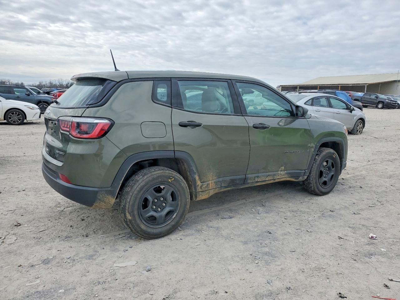 2018 Jeep Compass Sport - Фото 3