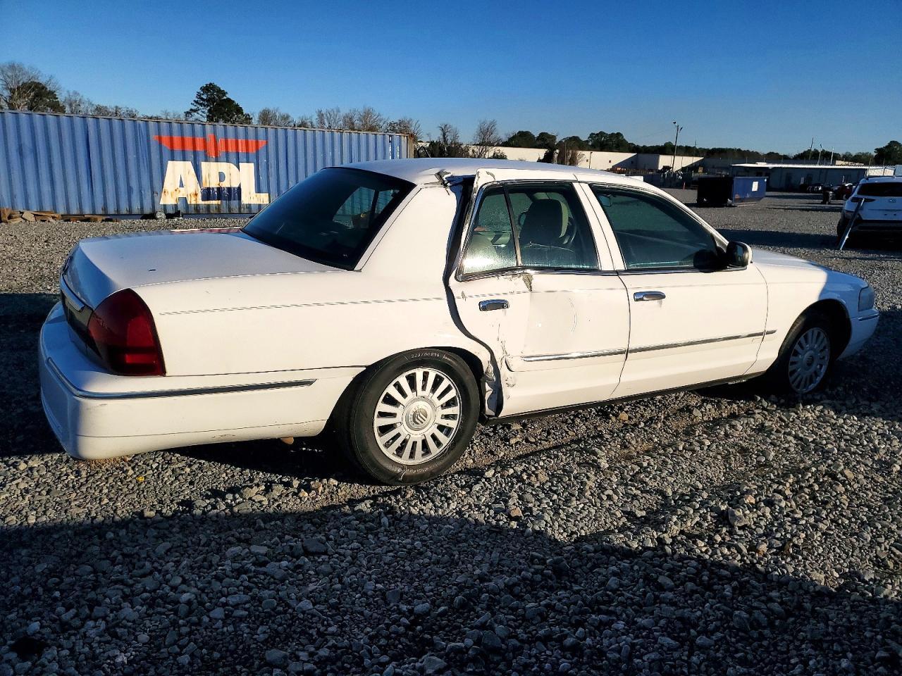 2007 Mercury Grand Marquis Gs - Фото 3