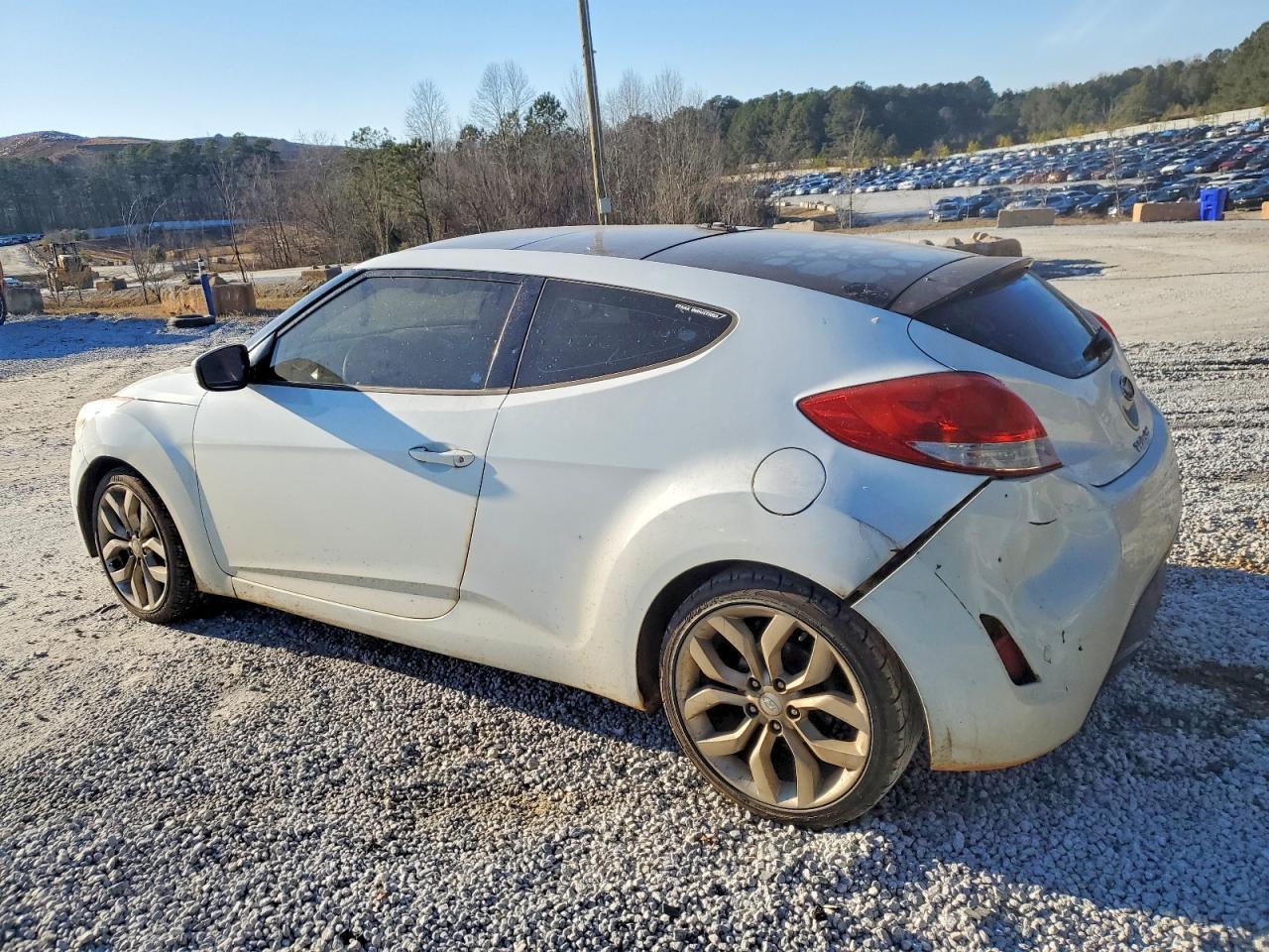 2012 Hyundai Veloster - Фото 2