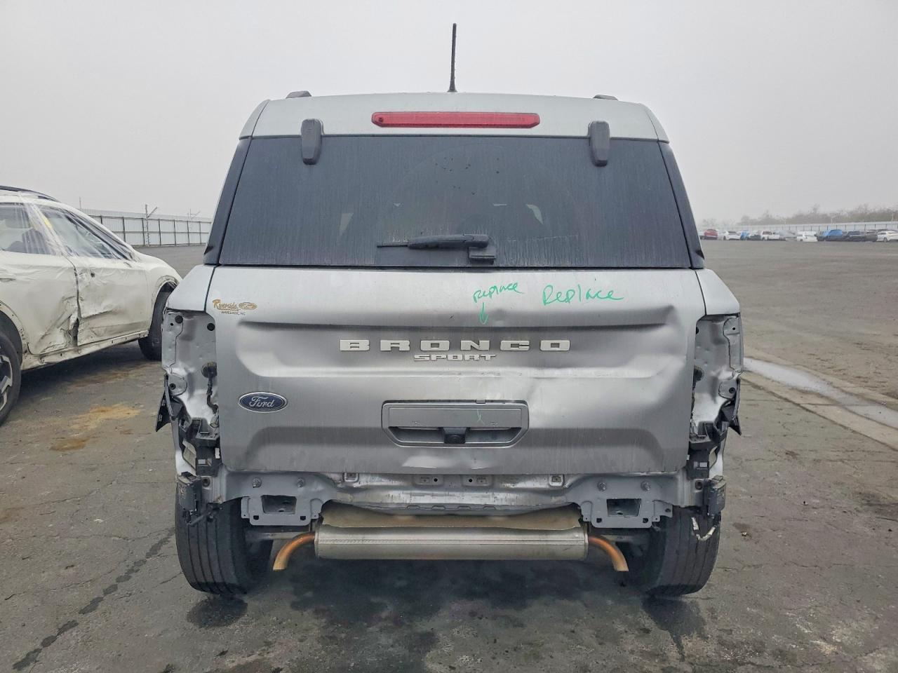 2023 Ford Bronco Sport Outer Banks - Image 6