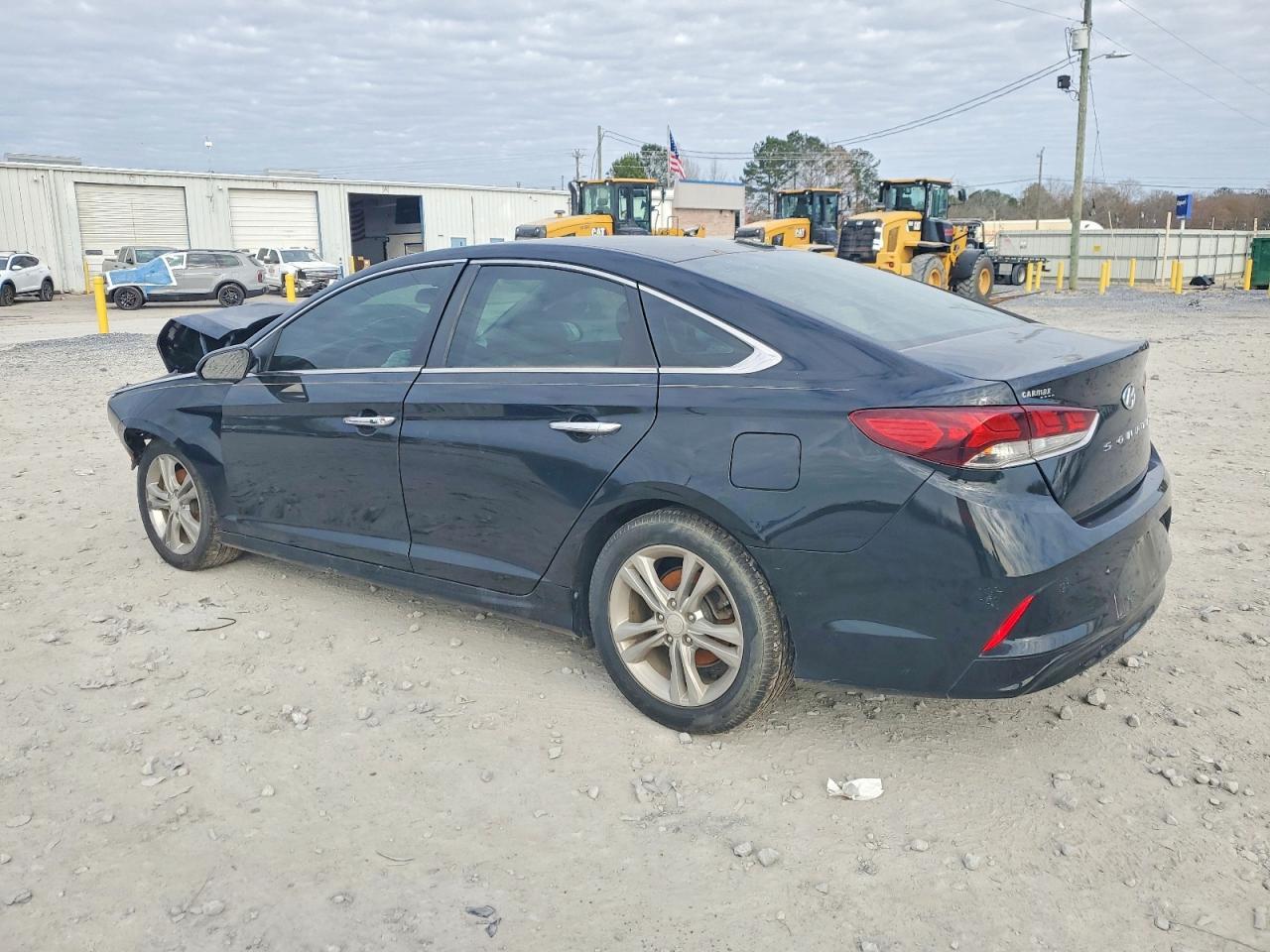 2018 Hyundai Sonata Sport - Image 2