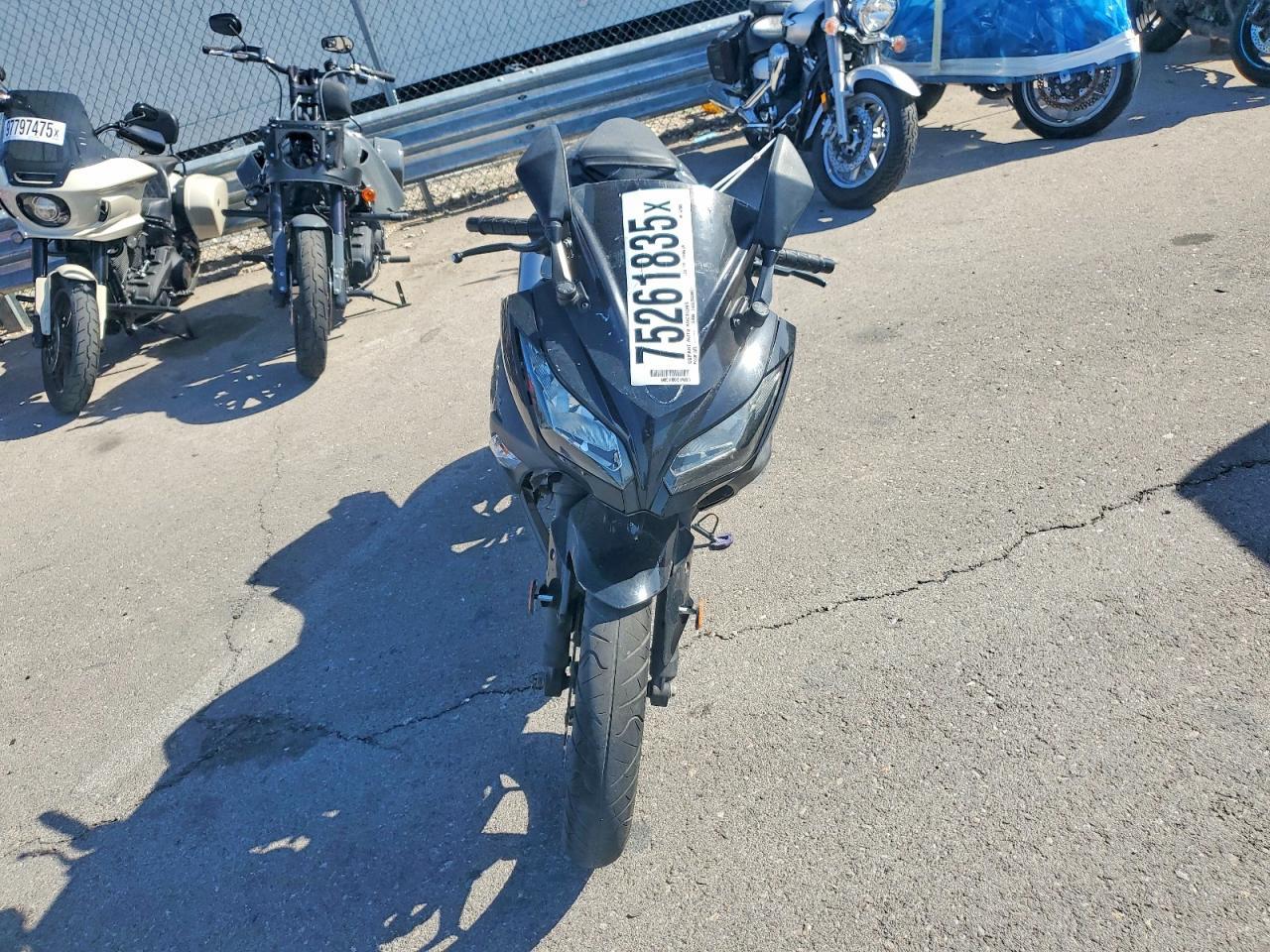 2015 Kawasaki Ex300 A - Image 2
