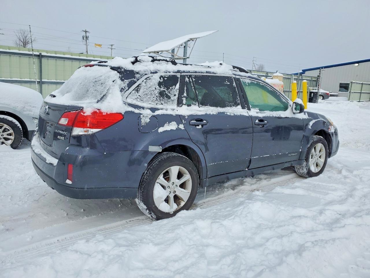 2013 Subaru Outback 2.5I Limited - Фото 3