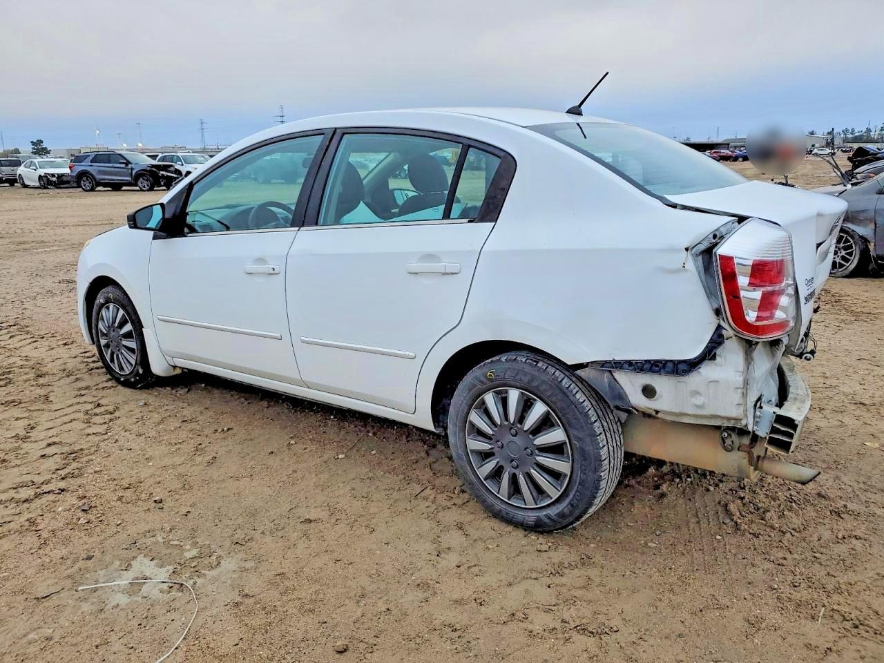 2008 Nissan Sentra 2.0 - Фото 2