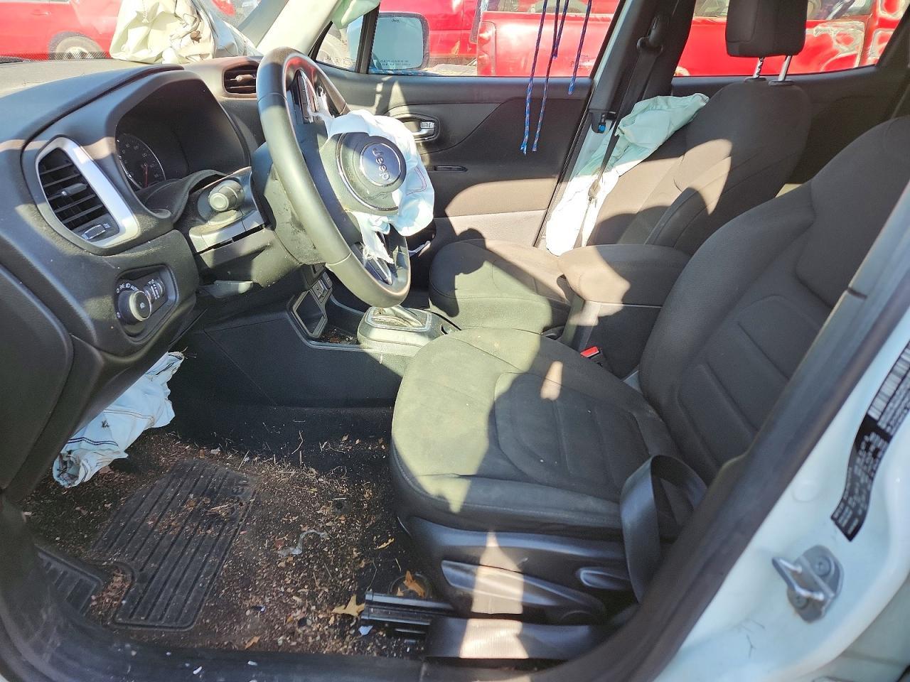 2019 Jeep Renegade Latitude - Image 7