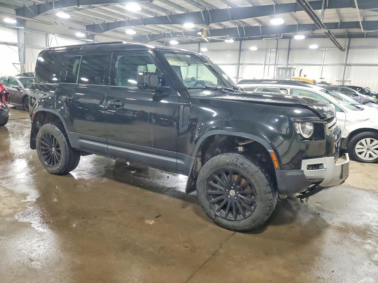 2020 Land Rover Defender 110 S - Фото 4