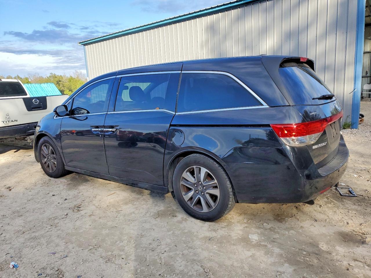 2015 Honda Odyssey Touring - Фото 2