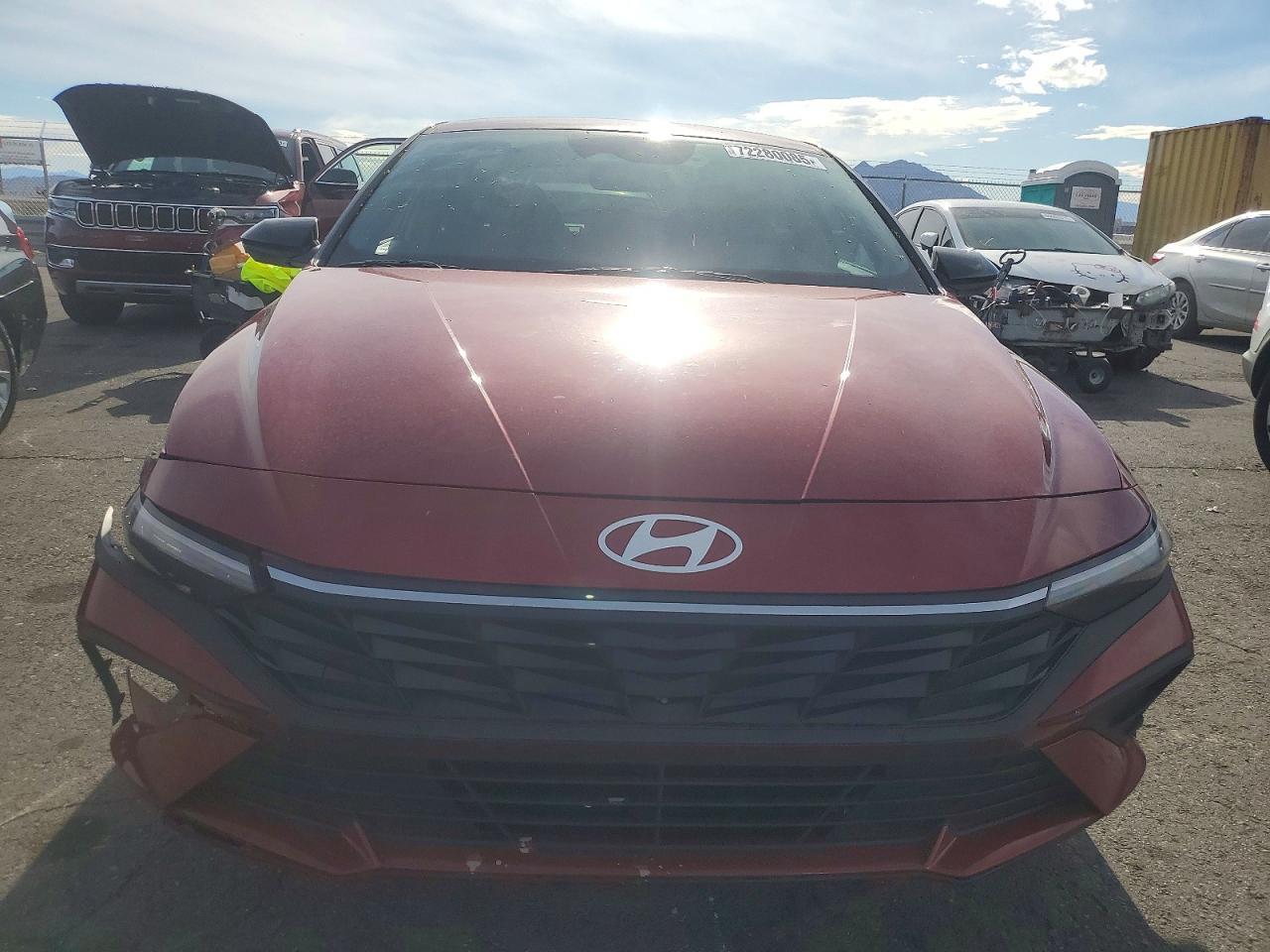 2025 Hyundai Elantra Sel Sport - Фото 5