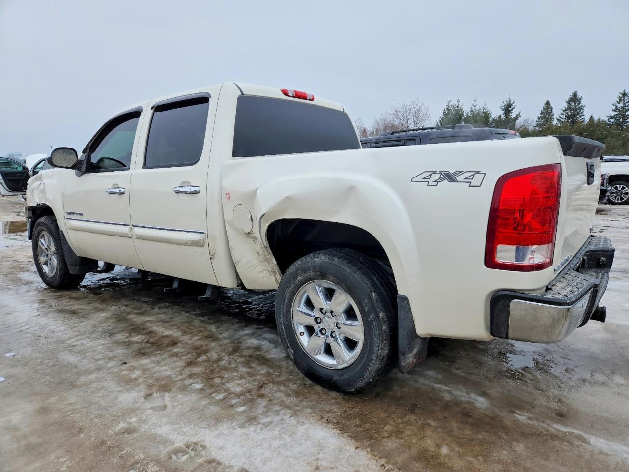 2013 GMC Sierra K1500 Slt - Image 2