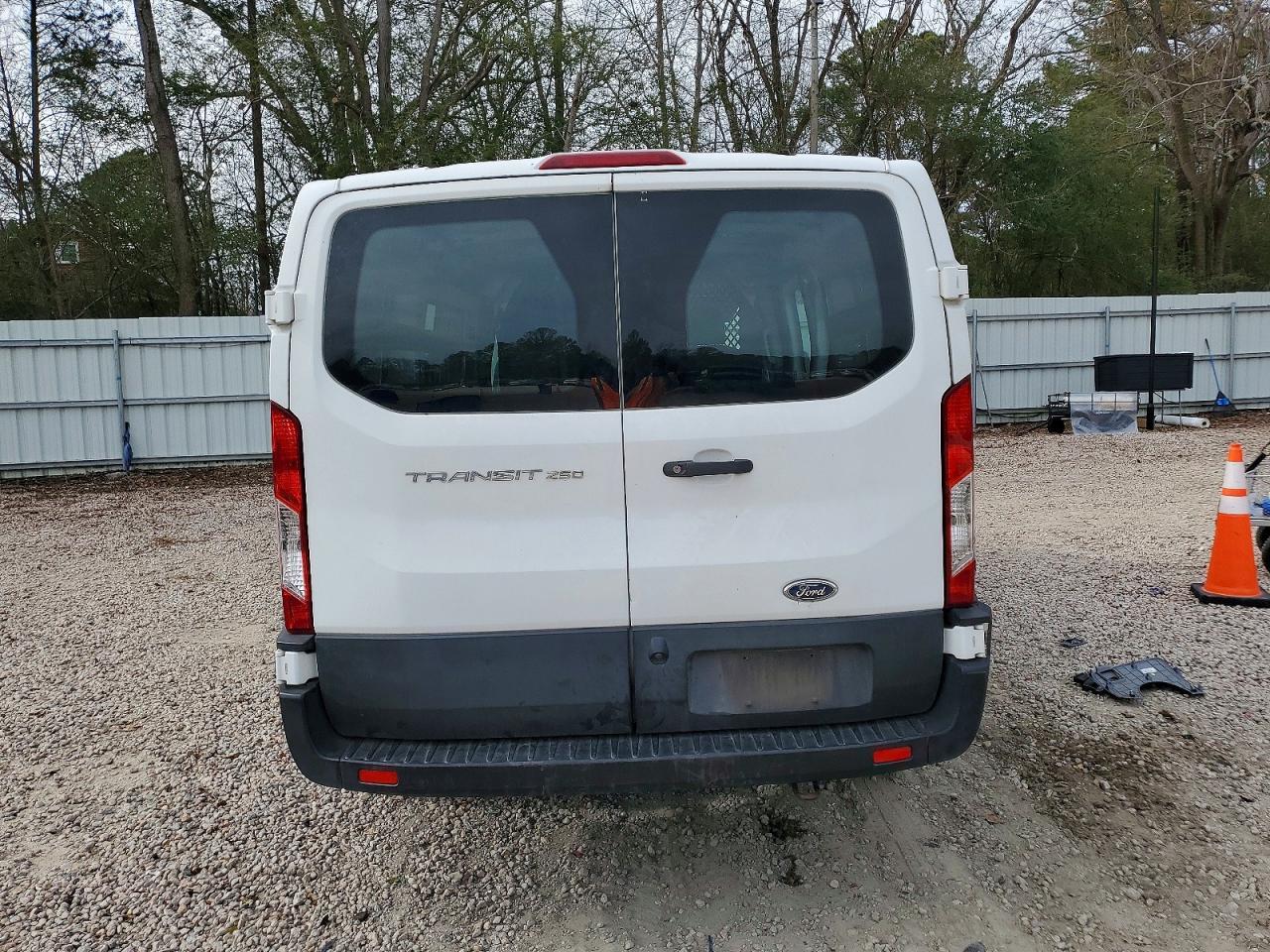 2019 Ford Transit T-250 - Фото 6