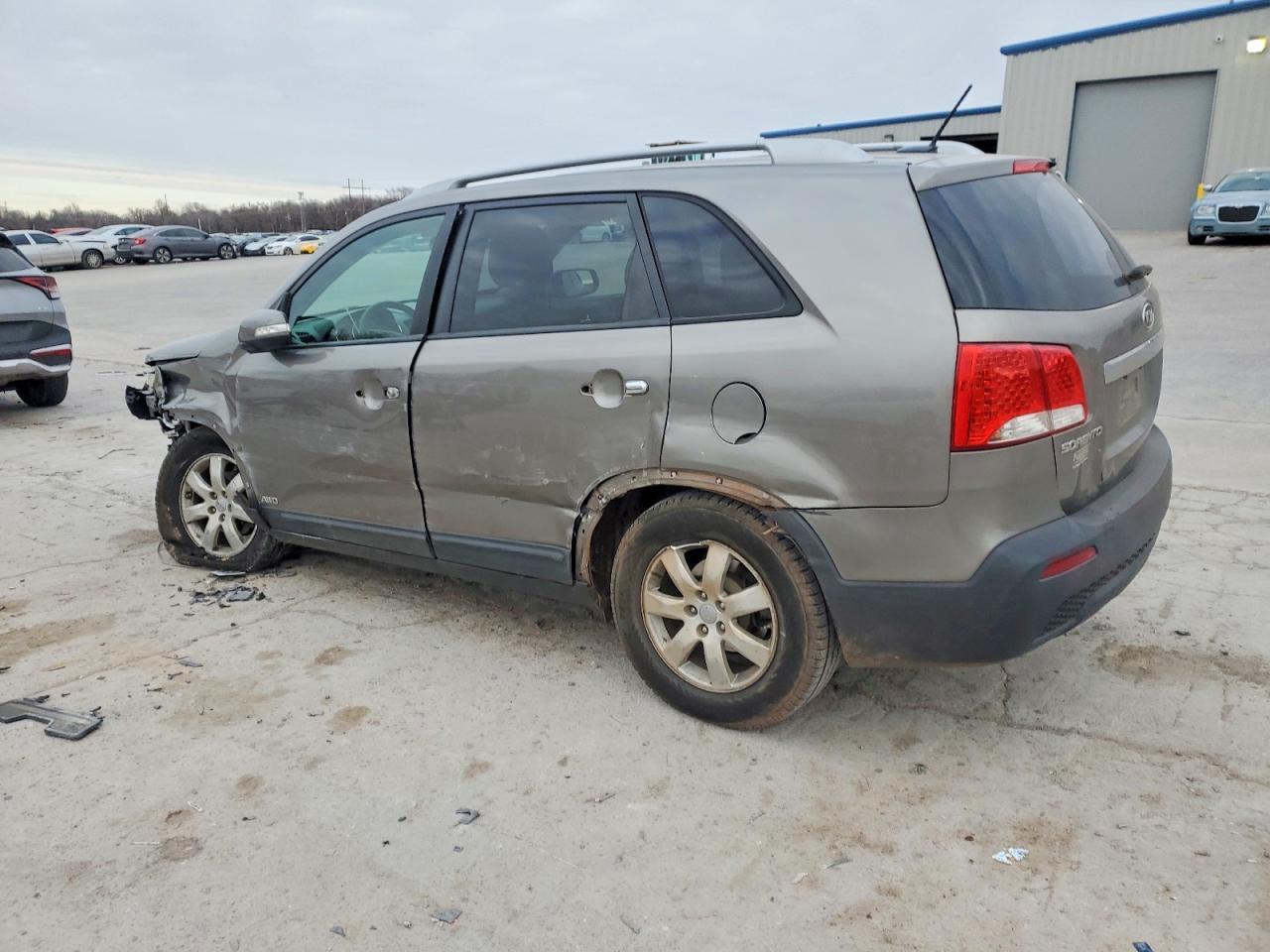 2013 Kia Sorento Lx - Фото 2