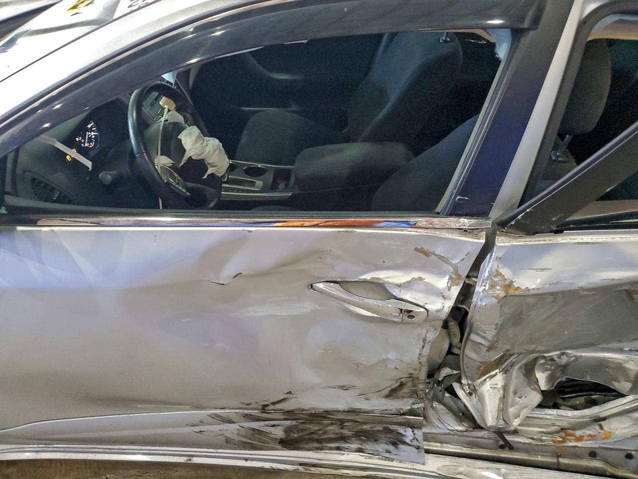 2015 Nissan Altima 2.5 - Image 7