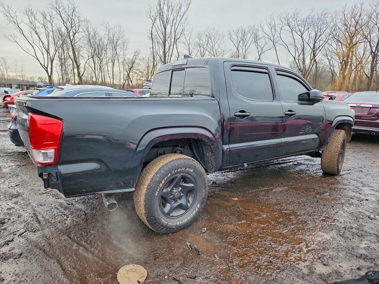 2016 Toyota Tacoma Double Cab - Фото 3