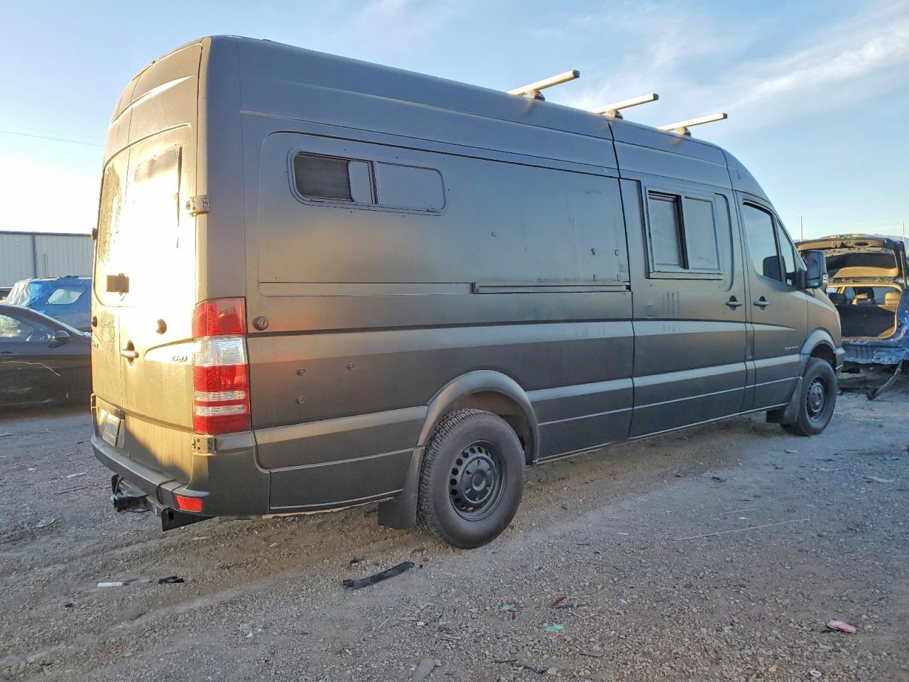 2008 Dodge Sprinter 2500 Utility / Service Van - Фото 3