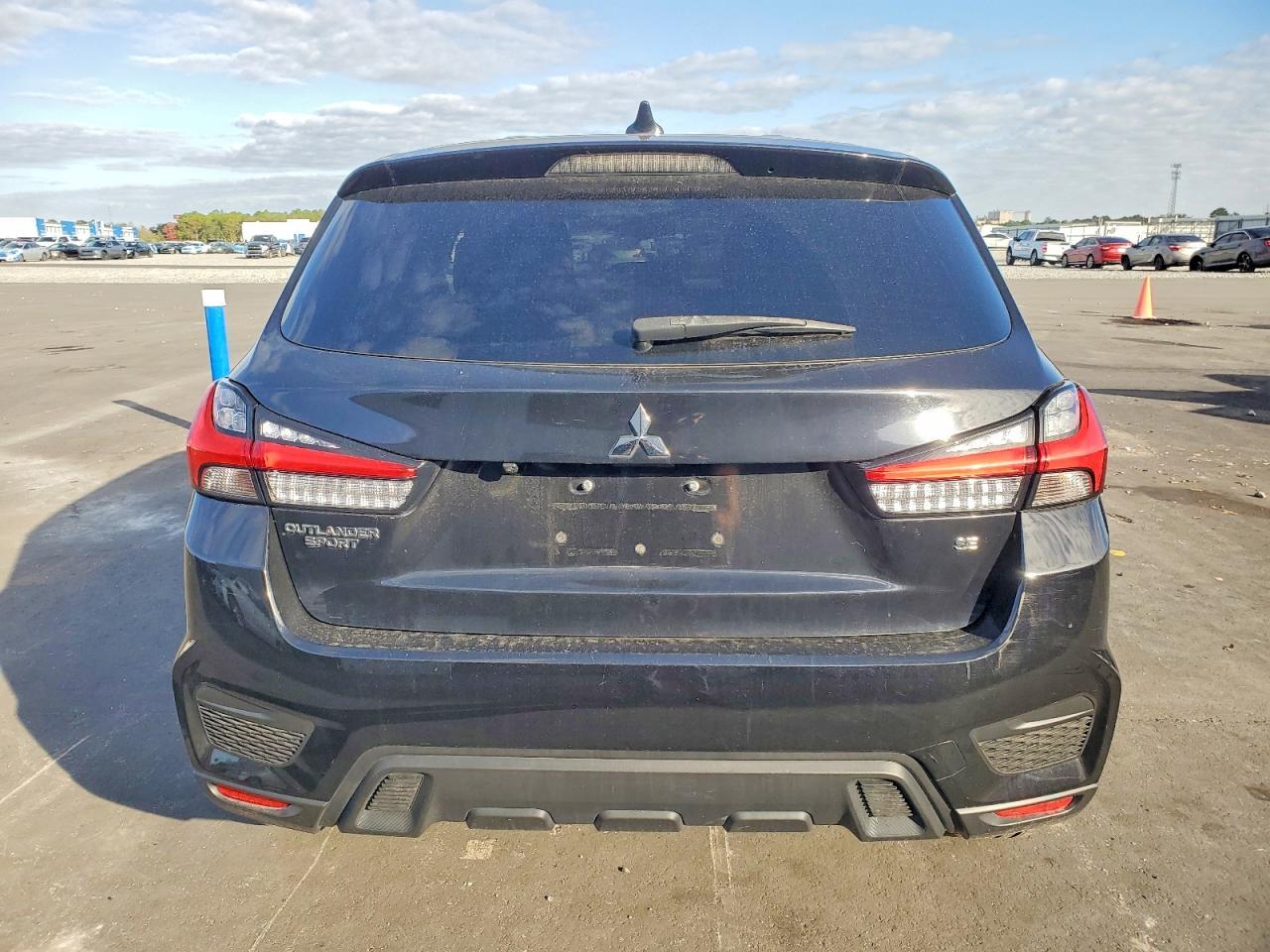 2021 Mitsubishi Outlander Sport Se - Фото 6