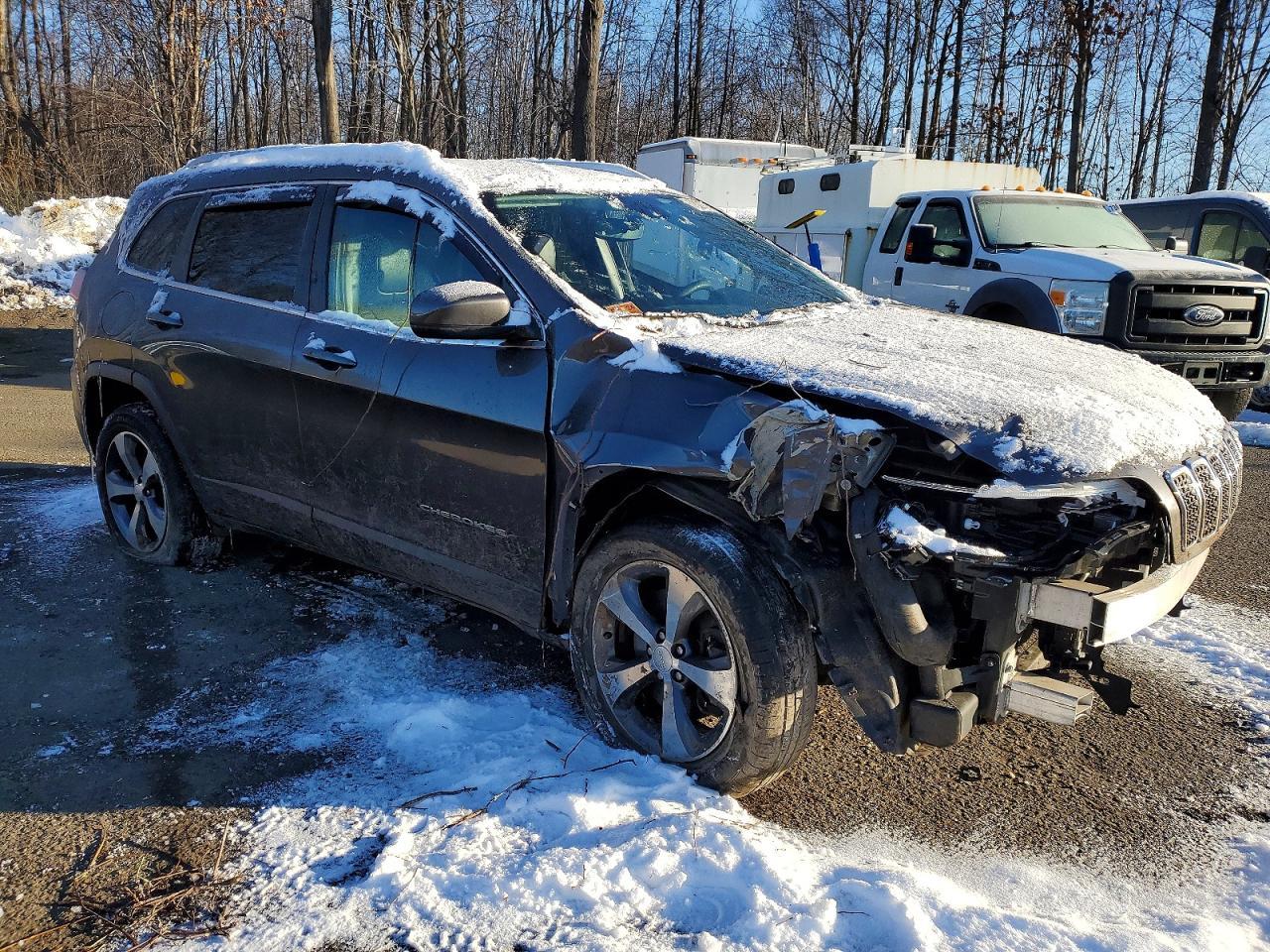 2019 Jeep Cherokee Limited - Image 4
