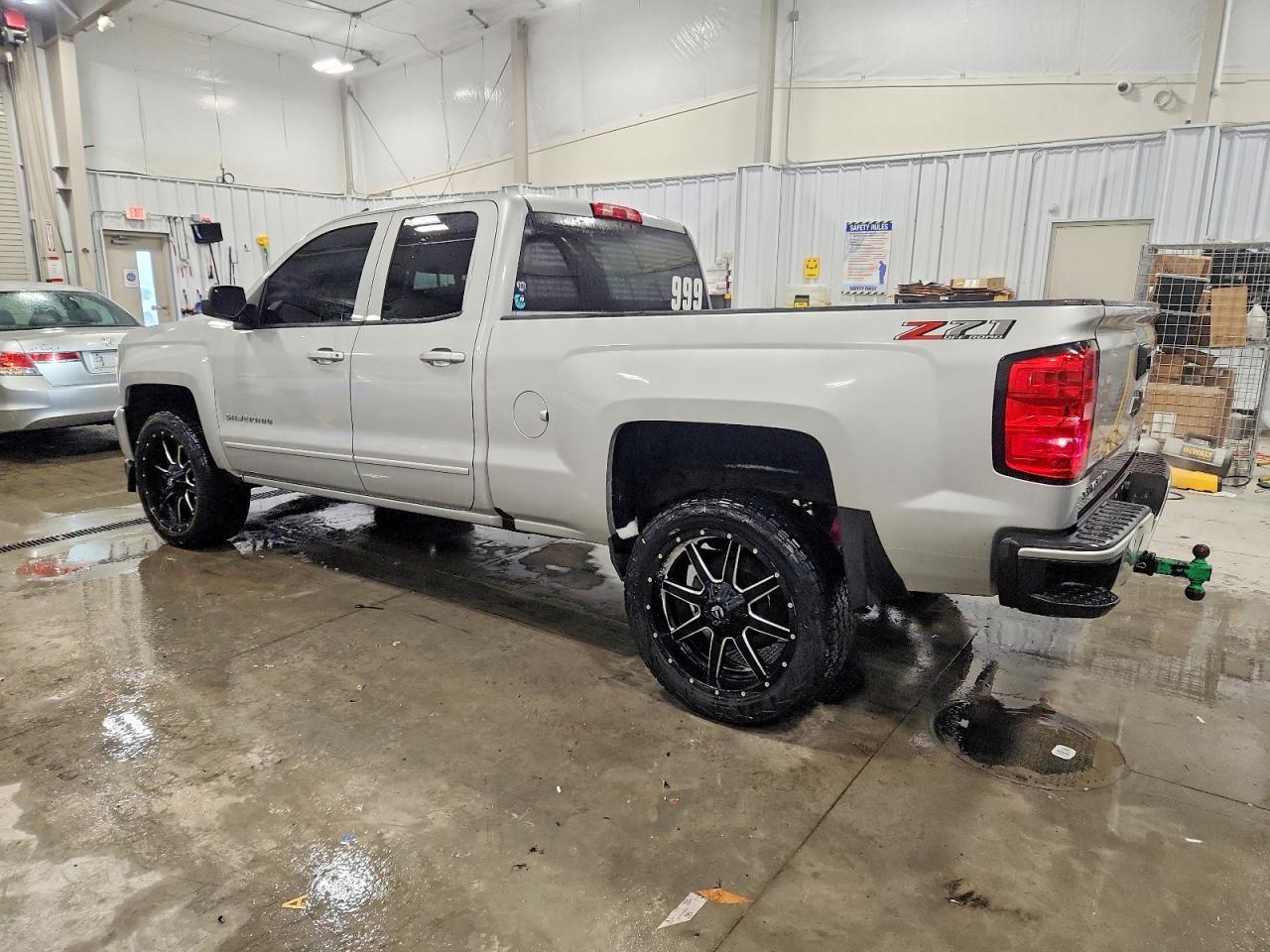 2018 Chevrolet Silverado K1500 Lt - Фото 2
