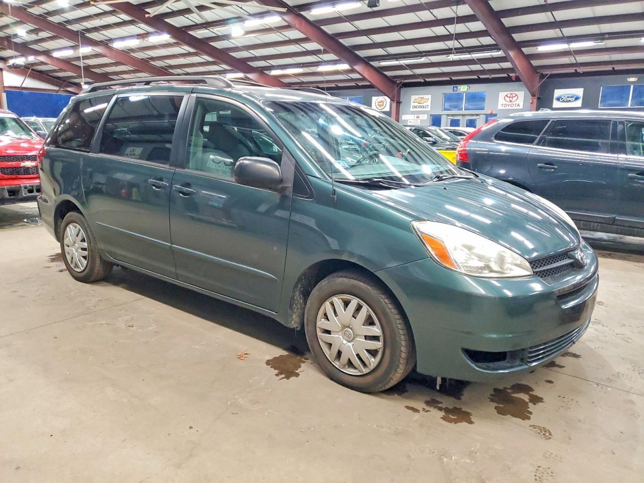 2005 Toyota Sienna Ce - Image 4