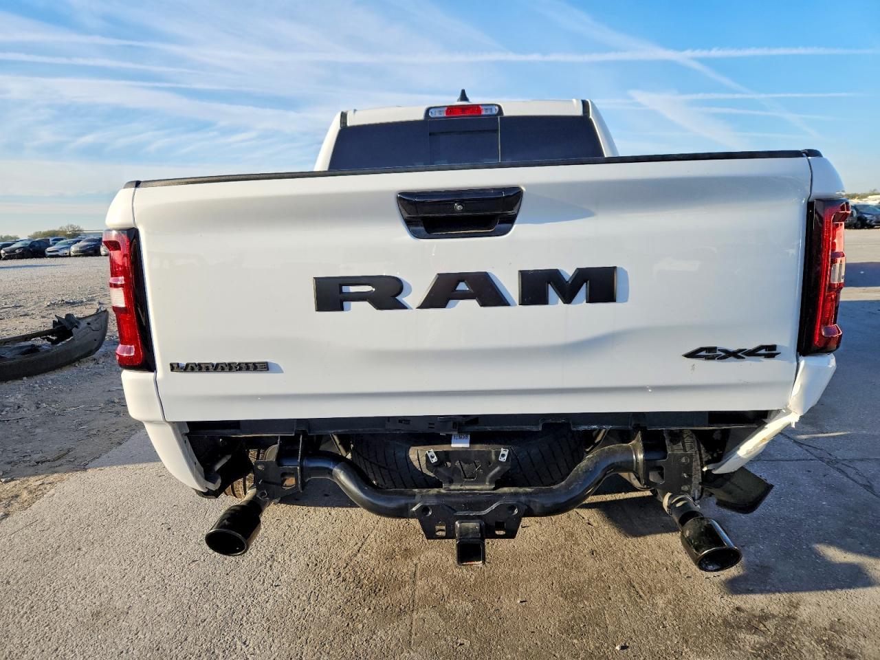 2025 Ram 1500 Laramie - Image 6
