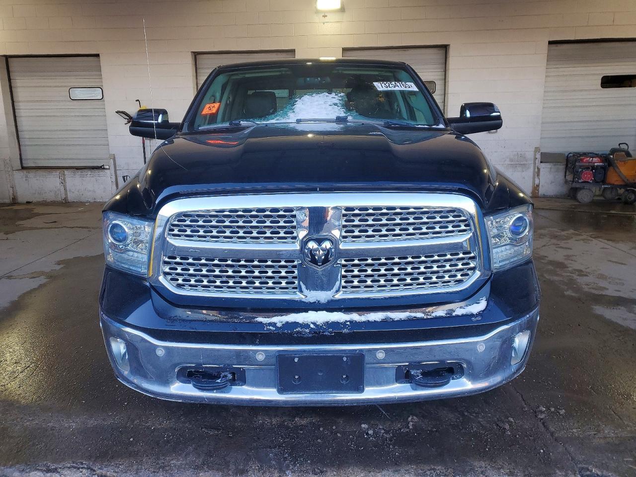 2015 Ram 1500 Laramie - Image 5