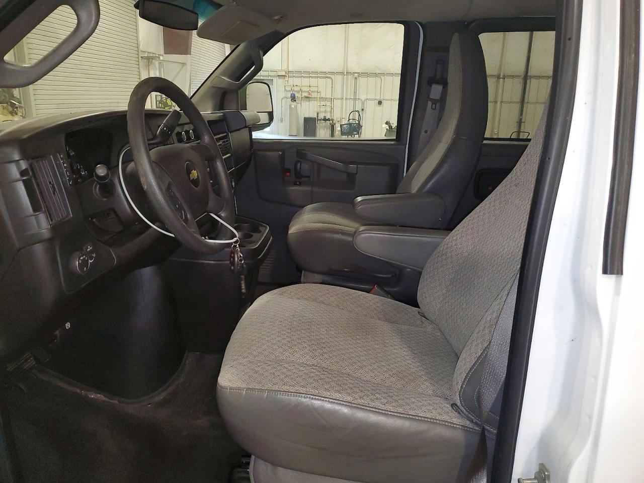 2017 Chevrolet Express G3500 Lt - Image 7