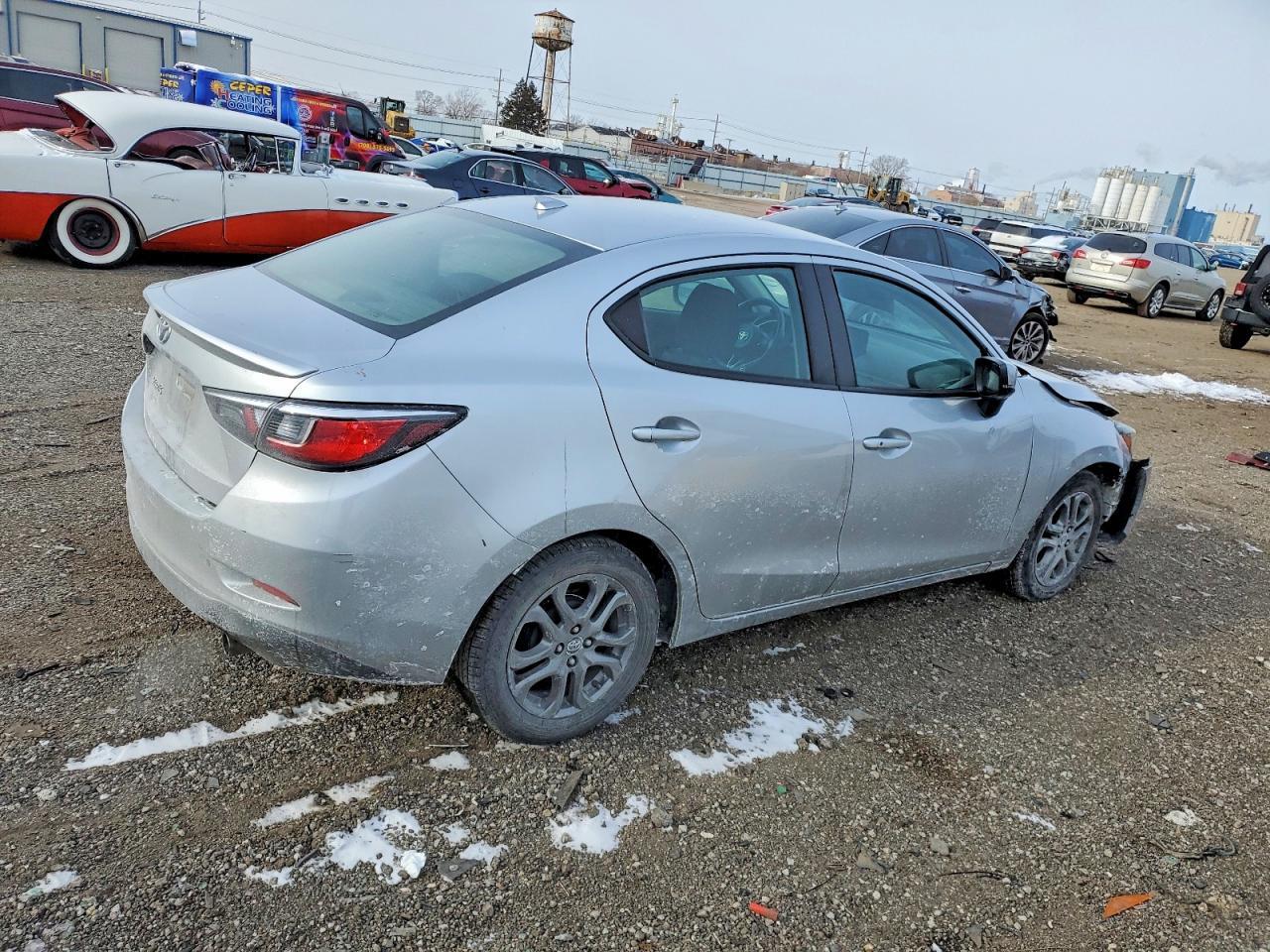 2019 Toyota Yaris - Фото 3