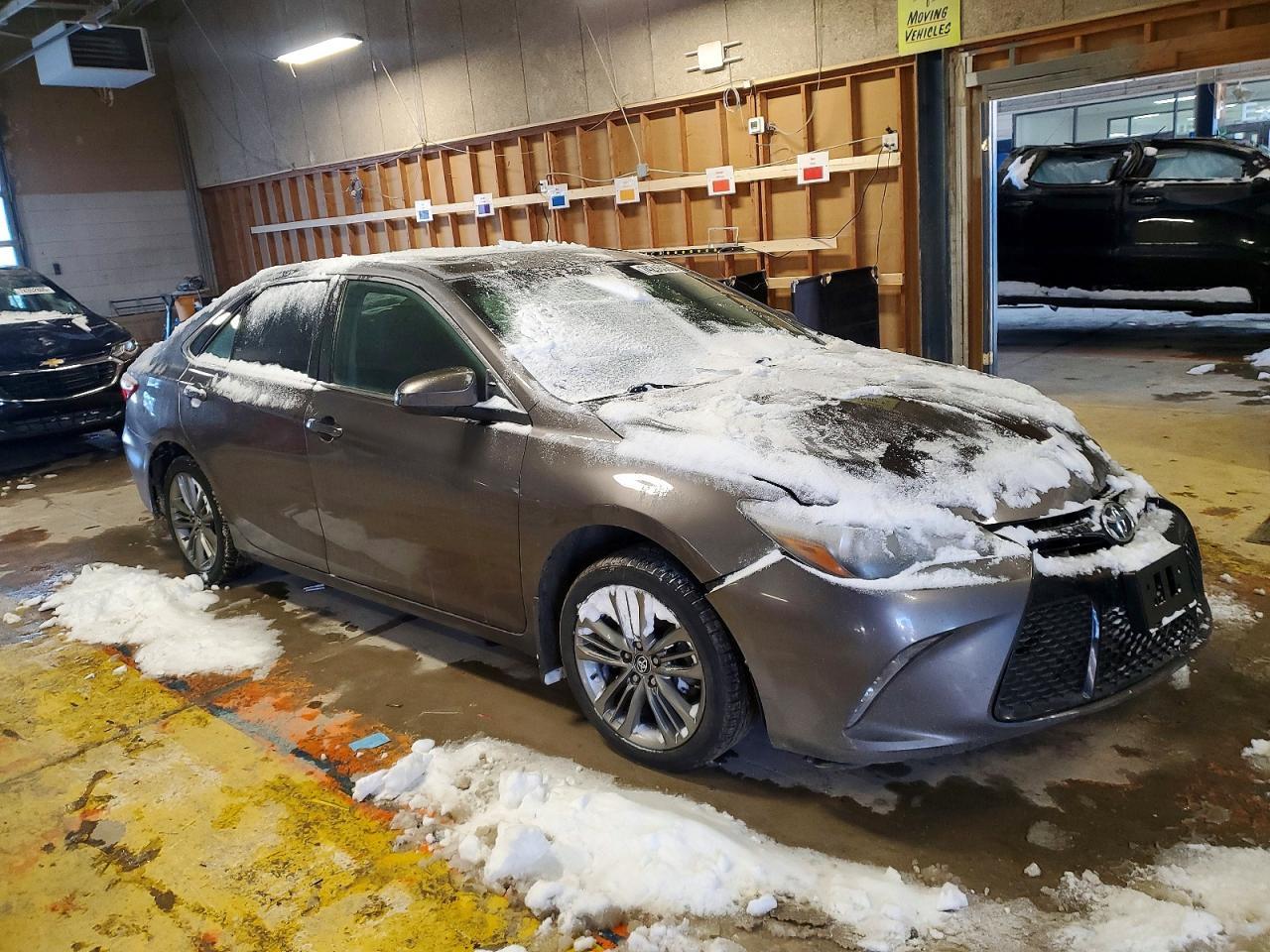 2016 Toyota Camry Le - Image 4