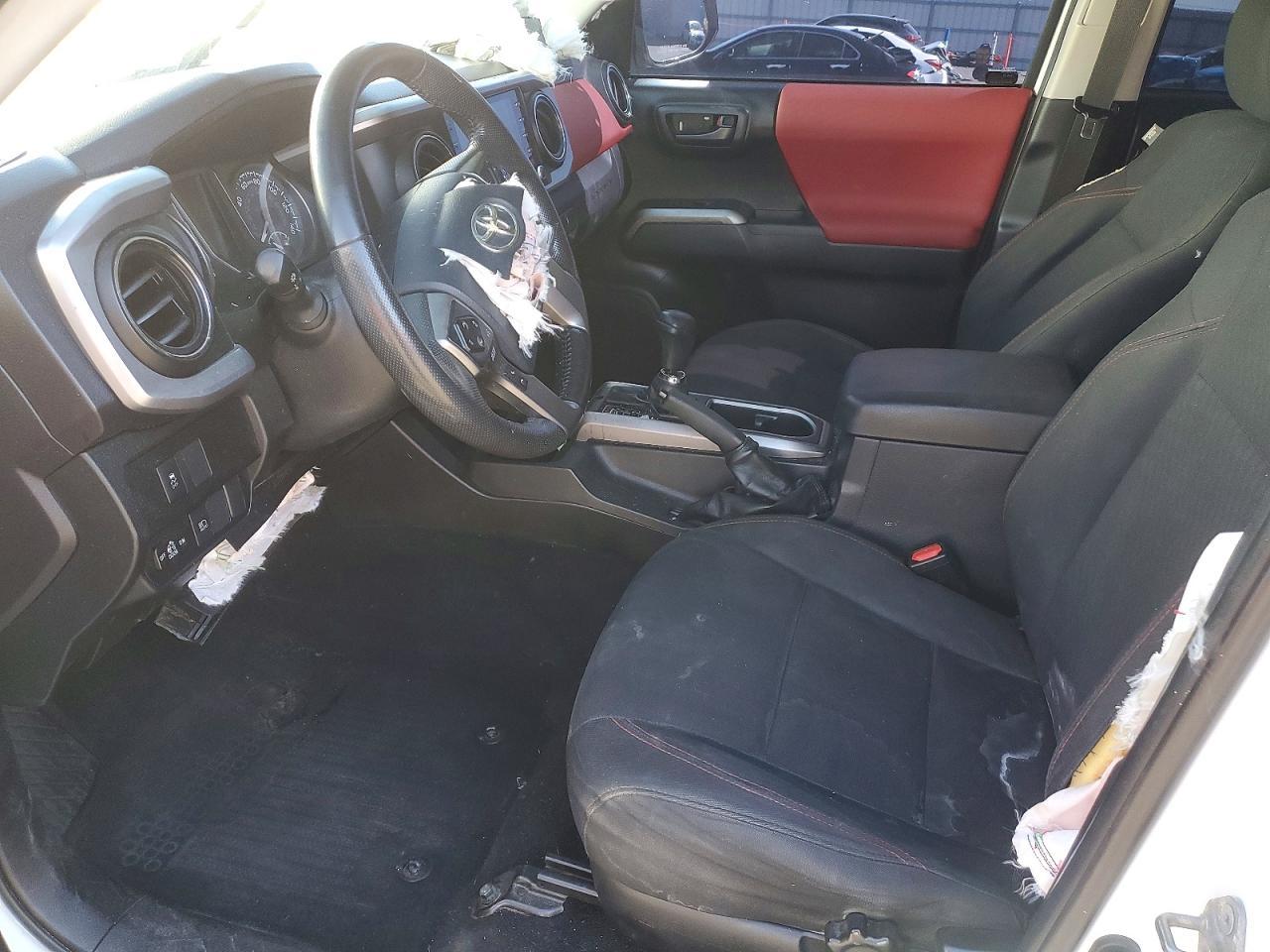 2020 Toyota Tacoma Double Cab - Фото 7