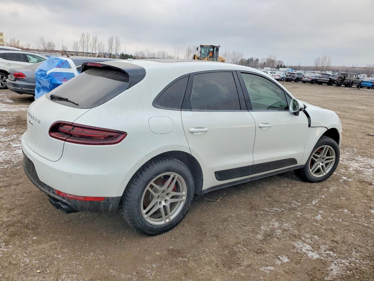 2018 Porsche Macan - Image 3
