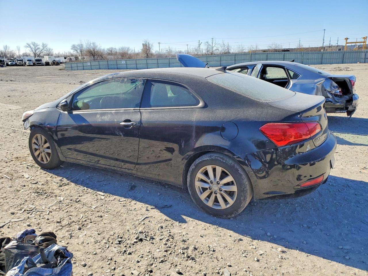 2014 Kia Forte Ex - Image 2