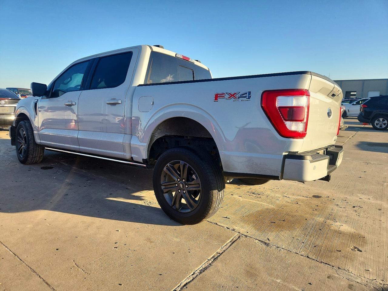 2023 Ford F150 Supercrew - Фото 2