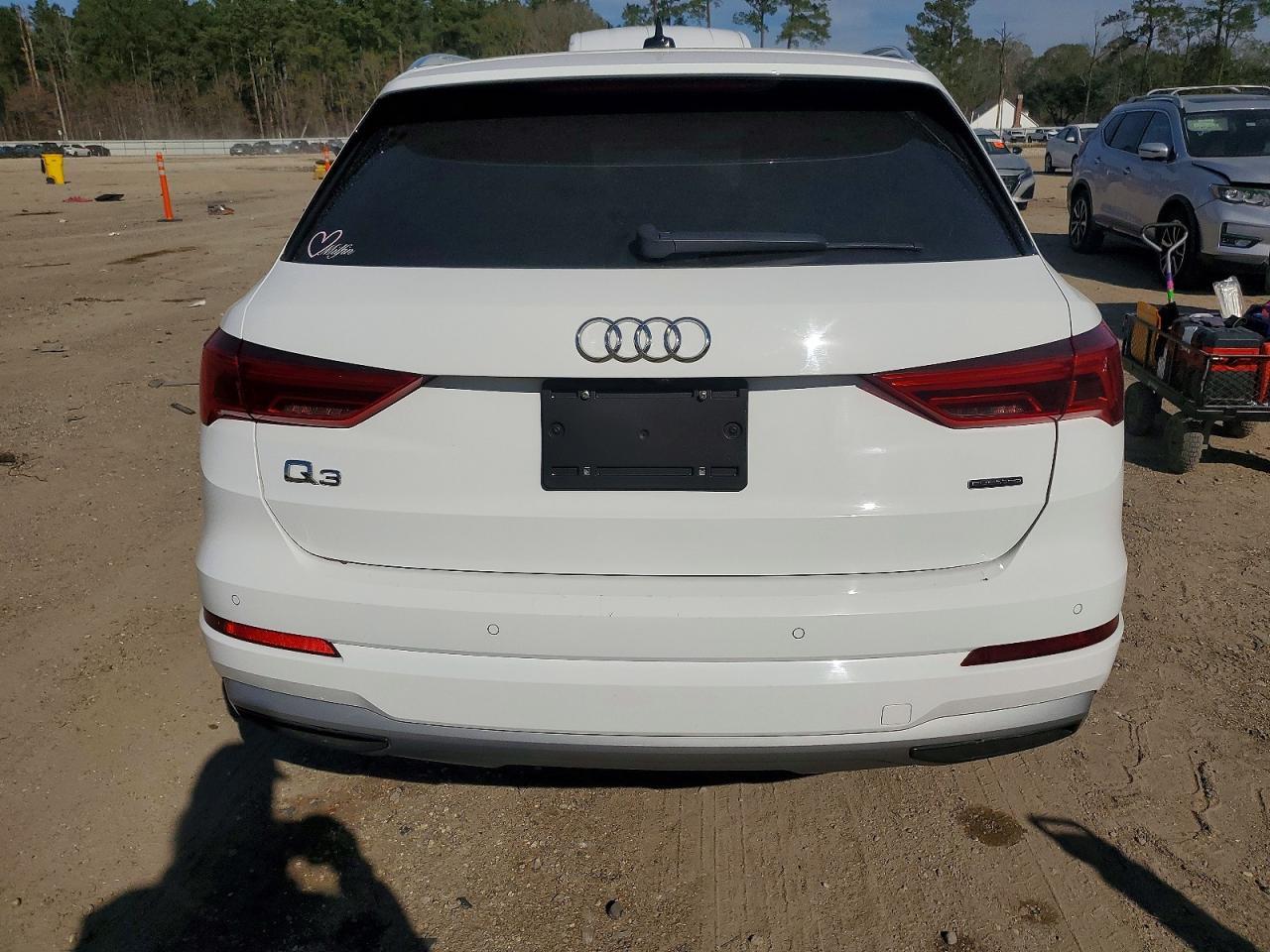 2020 Audi Q3 Premium - Фото 6