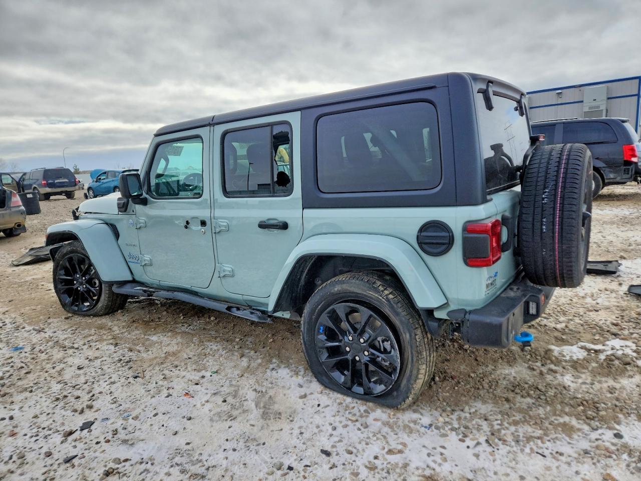 2023 Jeep Wrangler Sahara 4Xe - Фото 2