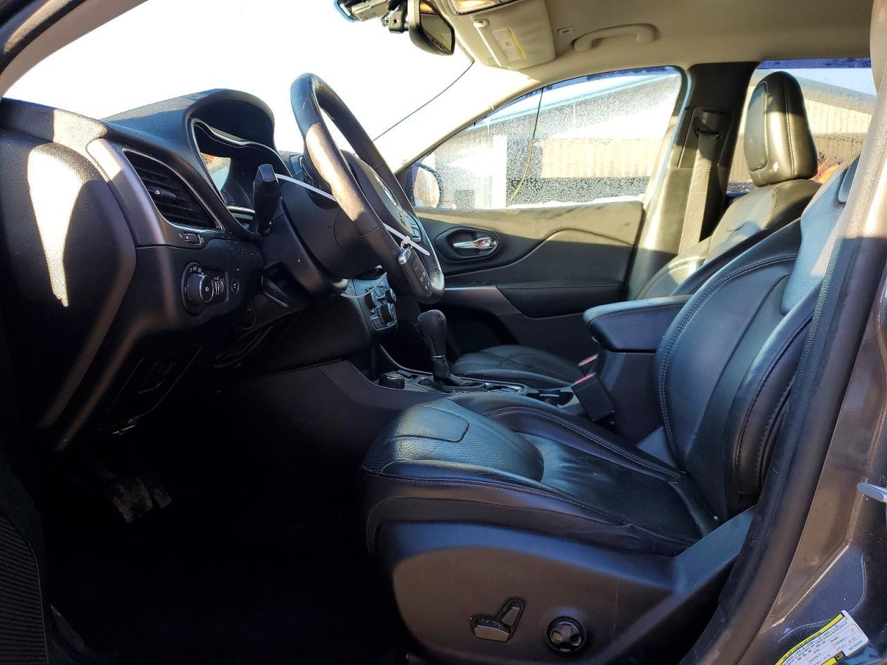2019 Jeep Cherokee Limited - Image 7