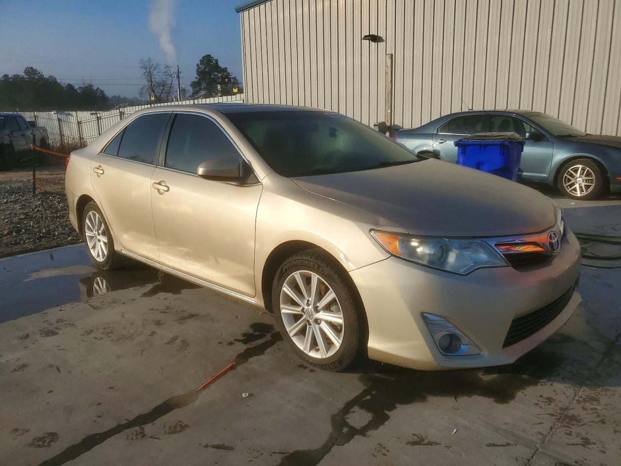 2012 Toyota Camry Base - Фото 4